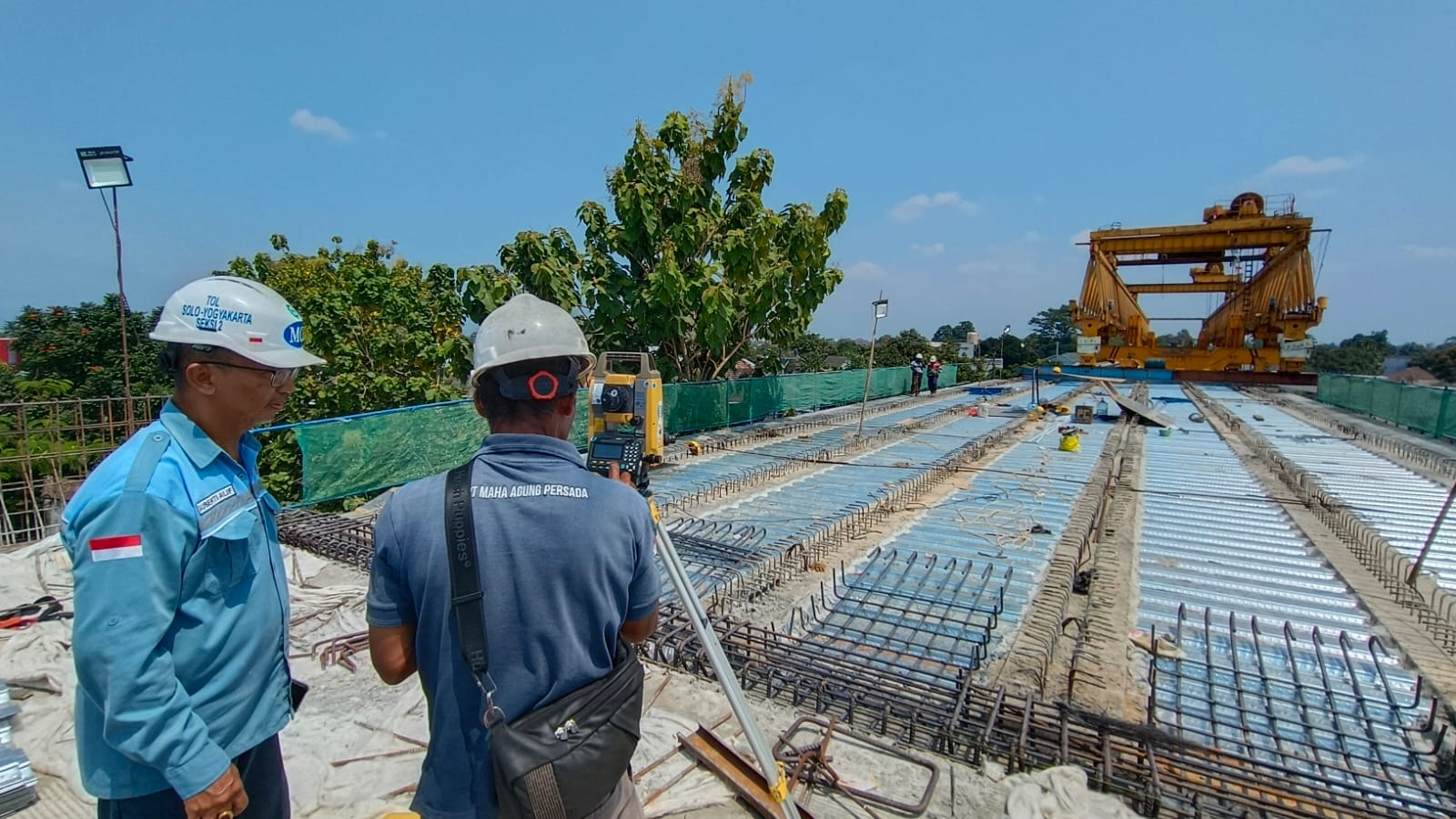 Monitoring marking posisi deck drain & deck slab span P43S - P44S